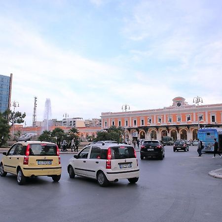 Bari Centro _ Locazioni Turistiche _ Hotel Bagian luar foto