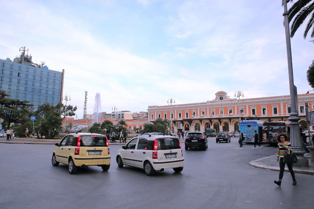 Bari Centro _ Locazioni Turistiche _ Hotel Bagian luar foto